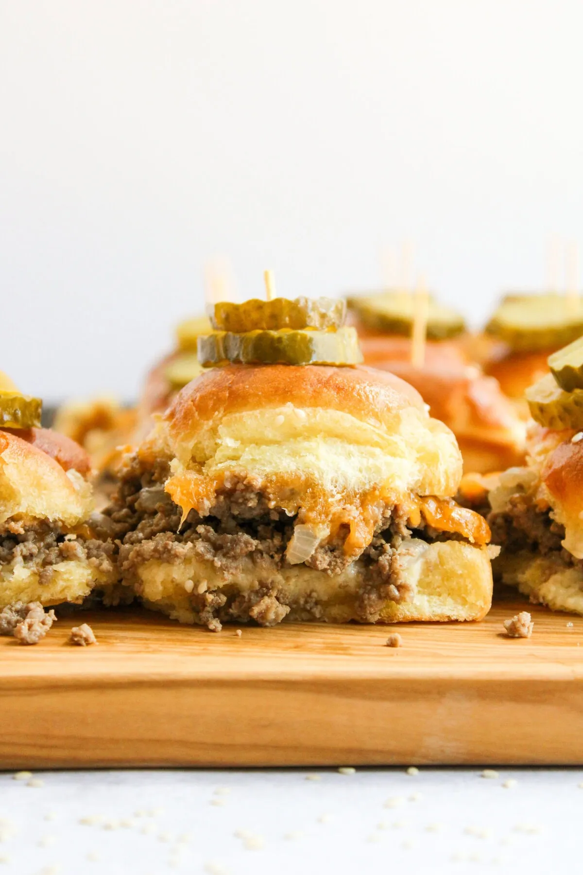 These cheeseburger sliders are quick, easy, and always a hit. Juicy seasoned beef, melty cheese, and soft buns make them perfect for game day snacking or an easy weeknight dinner. They’re great for making ahead, and any leftovers reheat beautifully — if you even have any left.