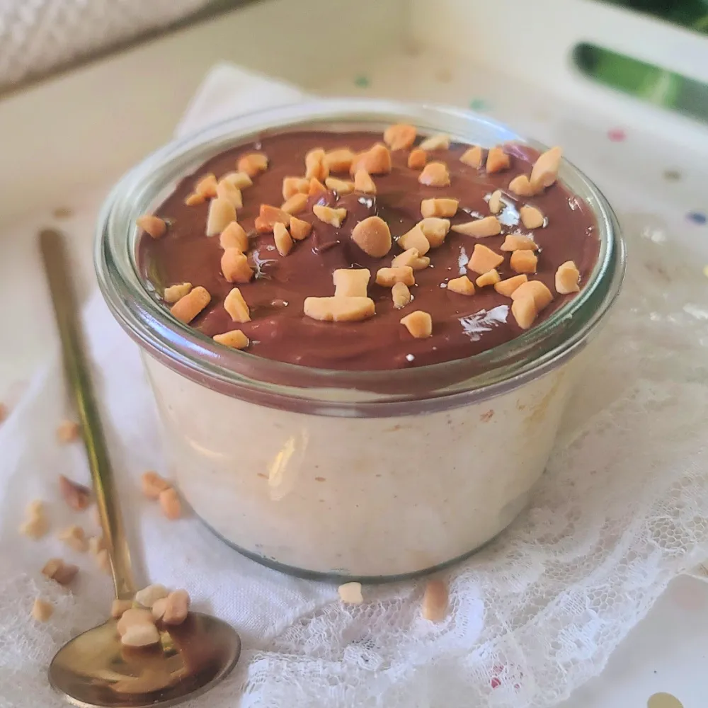 This peanut butter chocolate cottage cheese dessert combines creamy peanut butter and rich chocolate in a simple, protein-packed treat. Inspired by classic peanut butter and chocolate flavors, it’s an easy no-bake option that works just as well for a sweet snack as it does for a lighter dessert.