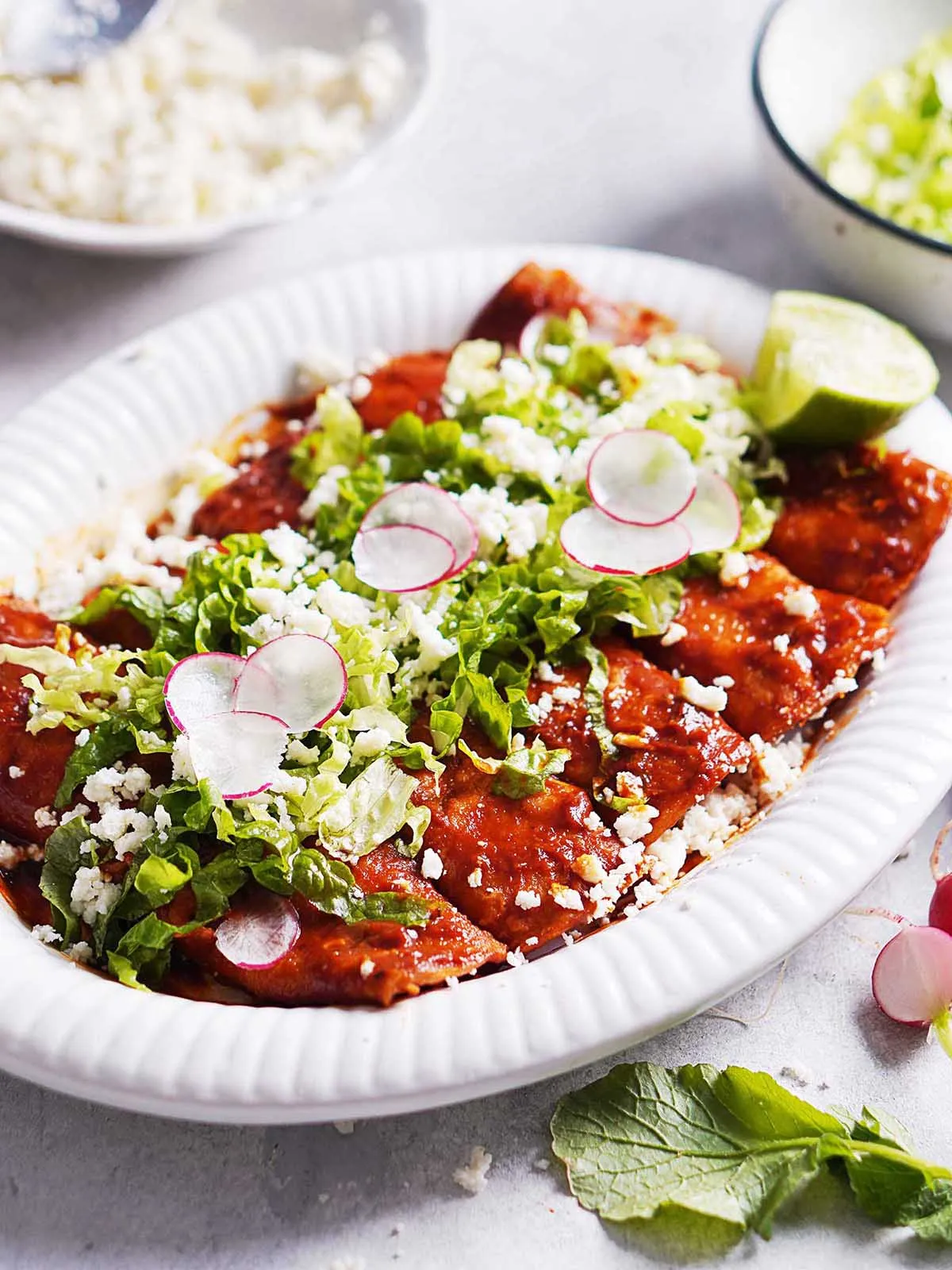 These enchiladas rojas are all about the sauce. A simple red enchilada sauce made with just a handful of ingredients brings bold, classic Mexican flavor and coats every bite beautifully. Once it’s baking, the aroma alone lets you know something really good is coming — a comforting, flavor-packed enchilada dinner that feels special without being complicated.