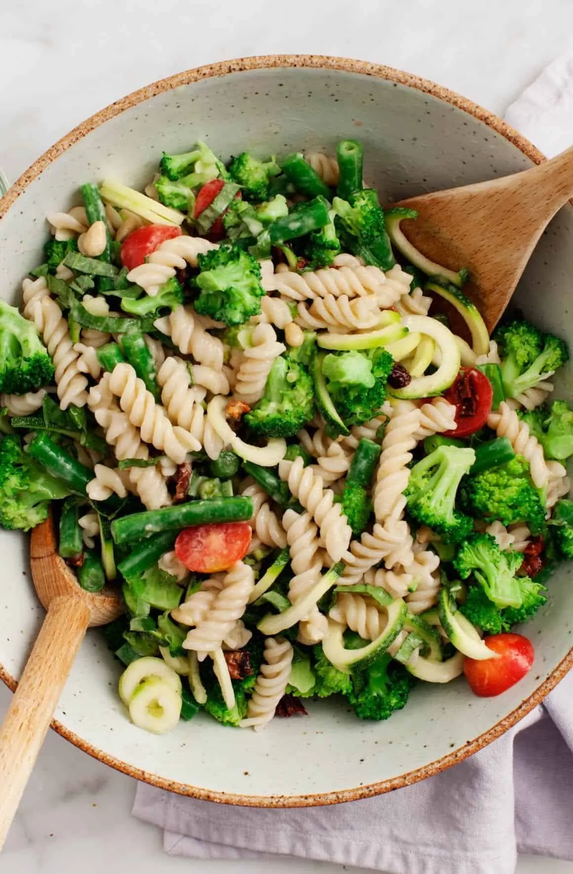 This broccoli pasta salad is bright, fresh, and full of crunchy vegetables, all tossed in a tangy tahini dressing. With no mayo and lots of flavor, it’s perfect for picnics, barbecues, and warm-weather meals.
