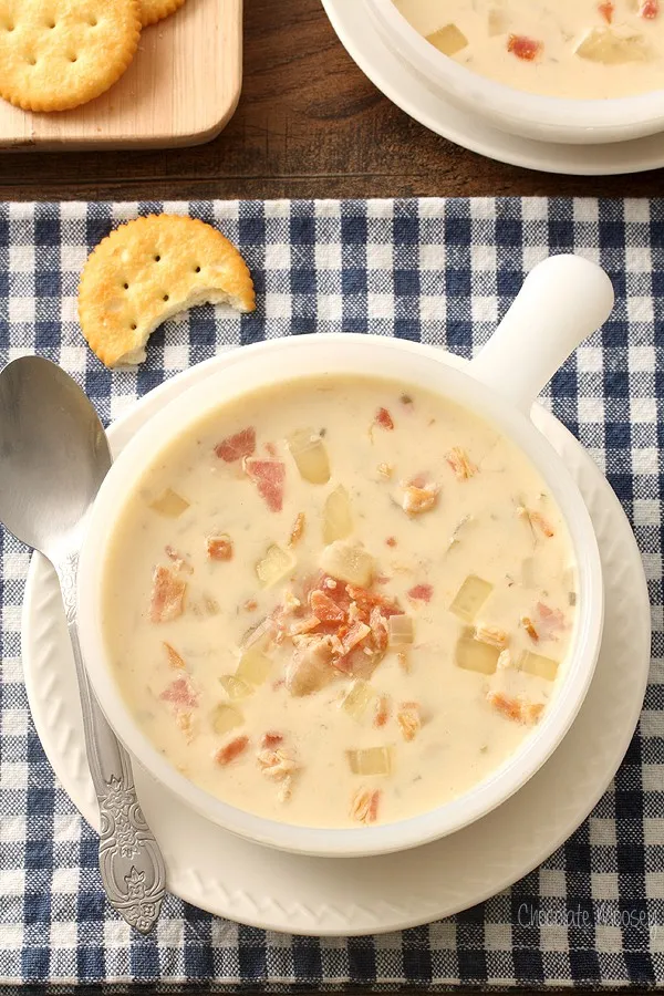 This cream of onion soup is rich, cozy, and seriously comforting. With tender onions, smoky bacon, and a creamy broth, it’s the kind of soul-warming soup that feels perfect on a cold day. Ready in about 45 minutes, it’s an easy option when you want something comforting without spending all evening in the kitchen.