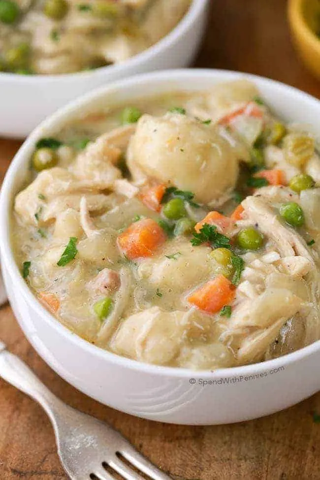 This easy crock pot chicken and dumplings is pure comfort food made effortless. Juicy chicken breasts cook until tender in a rich, creamy sauce, while shortcut dumplings keep things simple without sacrificing that cozy, homemade feel. Warm, hearty, and family-approved, it’s the kind of slow cooker meal everyone is happy to see waiting in their bowl.